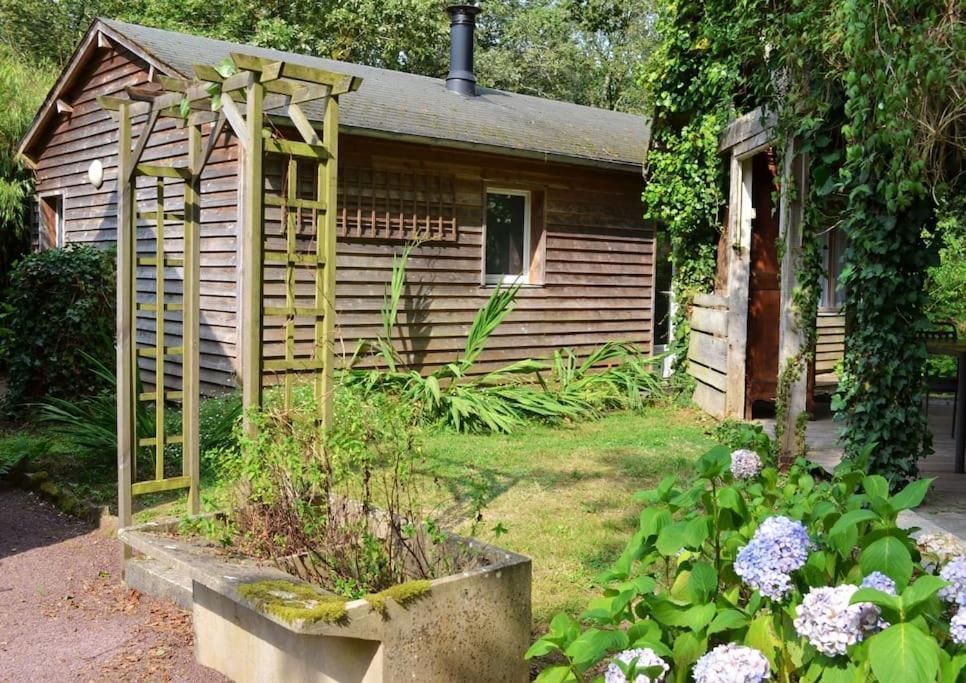Chalet Cosy Au Coeur De La Foret De Broceliande Beignon Eksteriør billede
